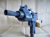 Uzi, 9mm Submachine Gun image 2