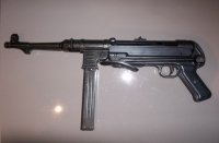 MP40, 9mm Submachine Gun image 3