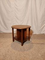 round side table with dividers Image