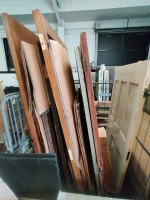 Vintage Doors, Sash Windows, Stairs/steps photo - Set-Exchange.co.uk