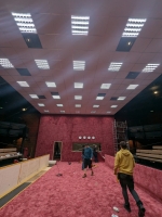 Red/Pink Carpet - California Dreams Summer surprise photo - Set-Exchange.co.uk